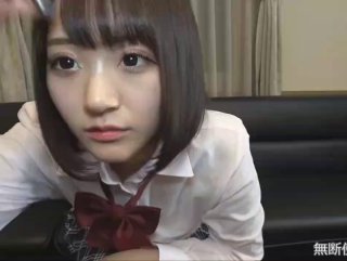 ROSE直播酒店约操极品骚女主动抓起手指吸吮 ,扒开小逼给你舔太爽叫的很大声后入爆插